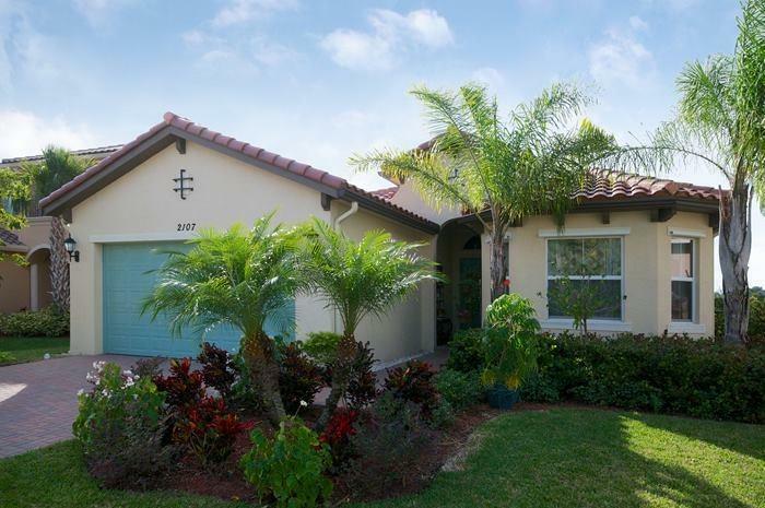 Property Photo:  2107 Belcara Court  FL 33411 