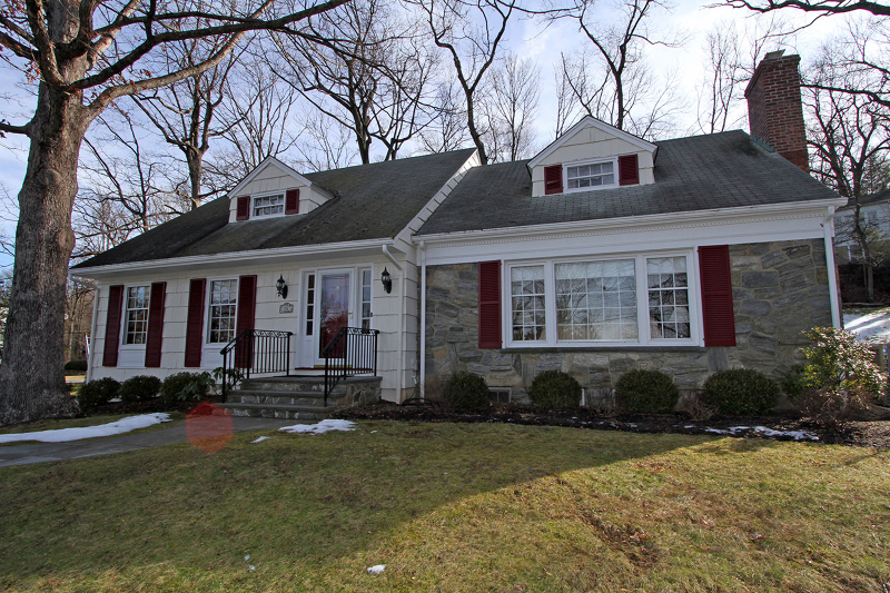 Property Photo:  44 Runnymede Rd  NJ 07928 