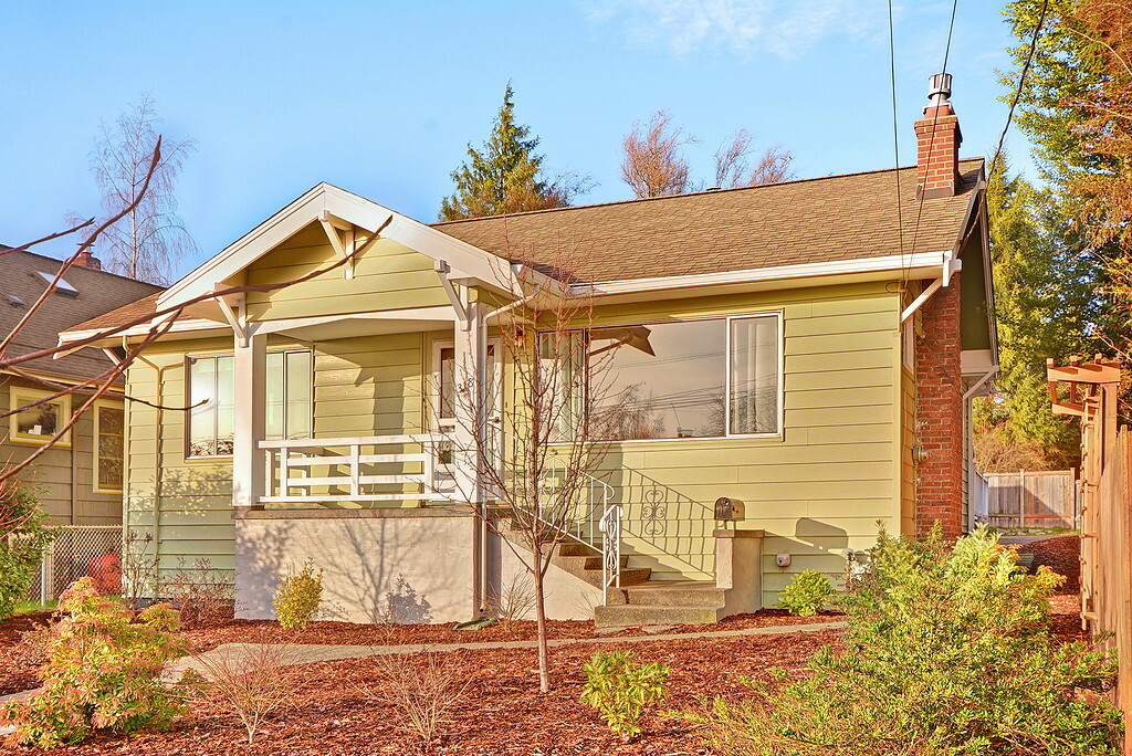 Property Photo:  318 NW 74th St  WA 98117 