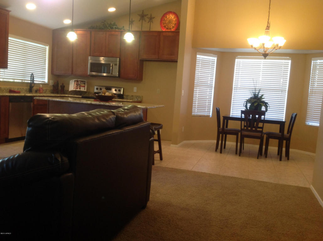 Property Photo:  944 N Ambrosia --  AZ 85205 