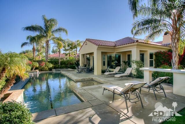 Property Photo:  305 Loch Lomond Road  CA 92270 