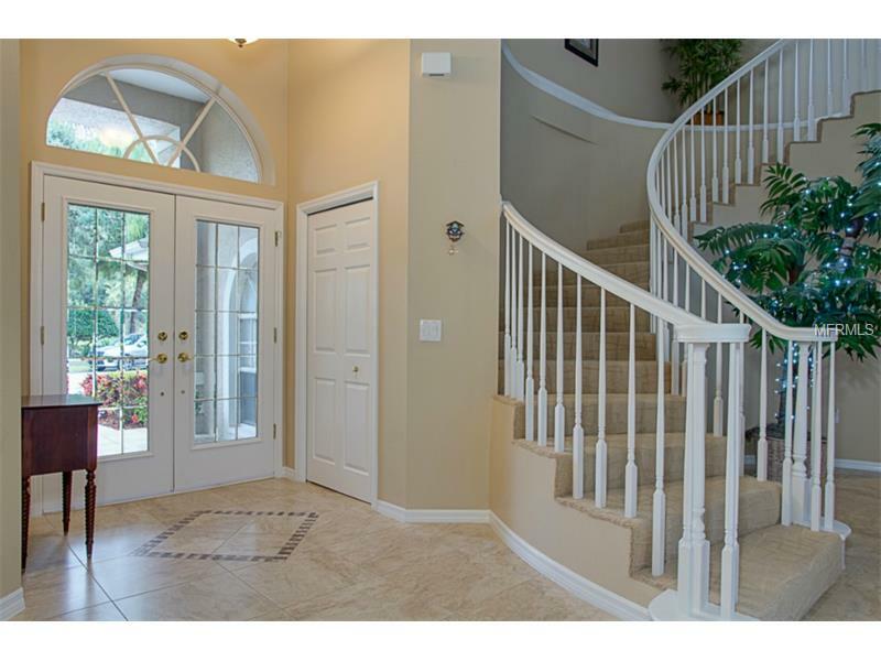 Property Photo:  2339 Warwick Drive  FL 34677 