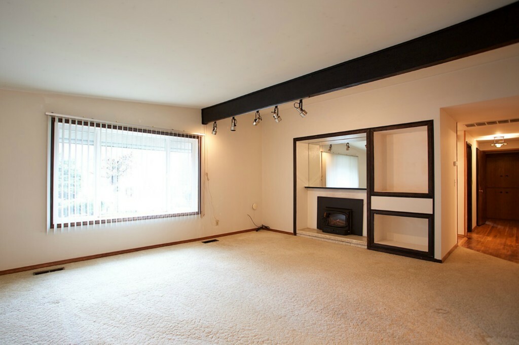 Property Photo: 14445 26th Ave S WA 98168
