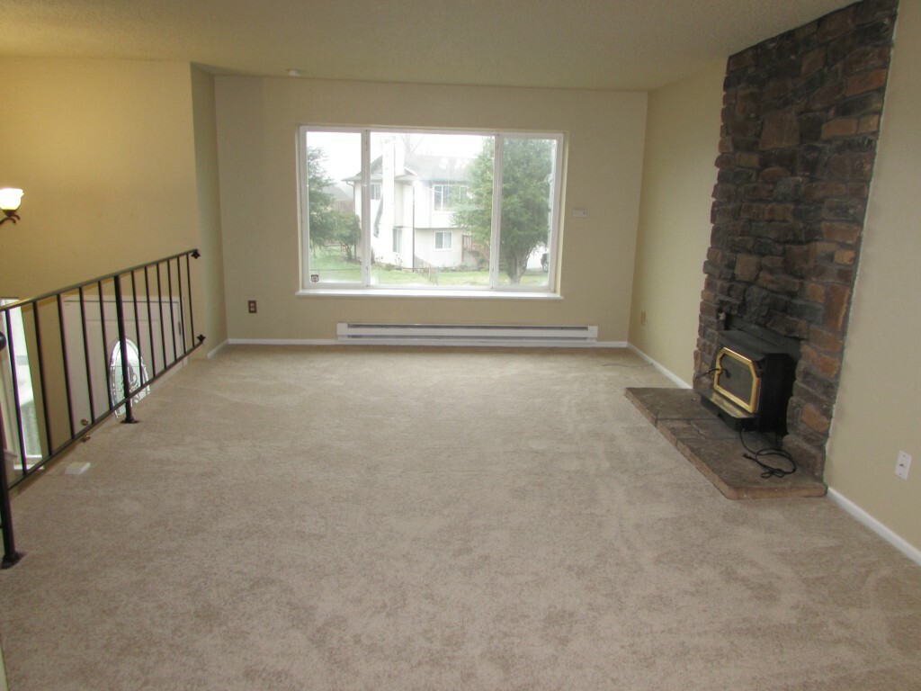 Property Photo: 5532 34th Street Lp NE WA 98422