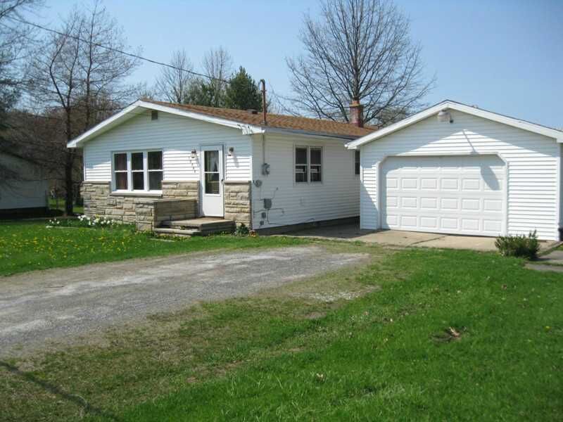 Property Photo: 10596 Walnut Street PA 16401