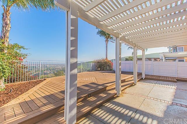 Property Photo:  17392 Star Canyon Court  CA 92503 