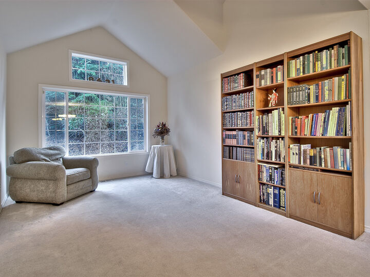 Property Photo:  8431 189th Ave SE  WA 98290 