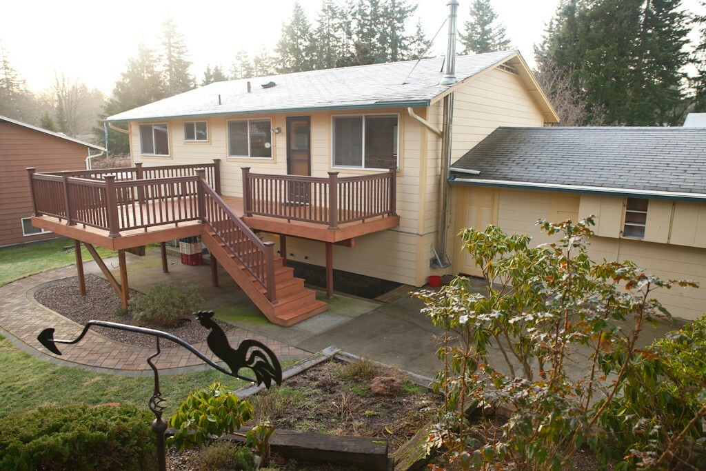 Property Photo: 1916 Lake Crest Dr WA 98229