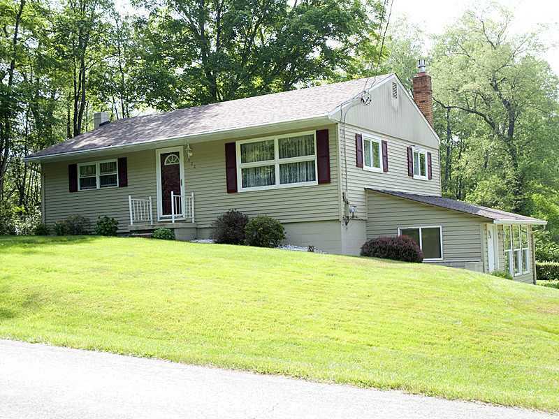 Property Photo:  320 Elkhorn Road  PA 15061 