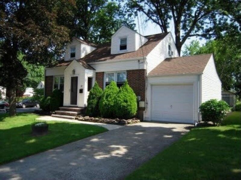 Property Photo:  88 Highview Dr  NJ 07013 