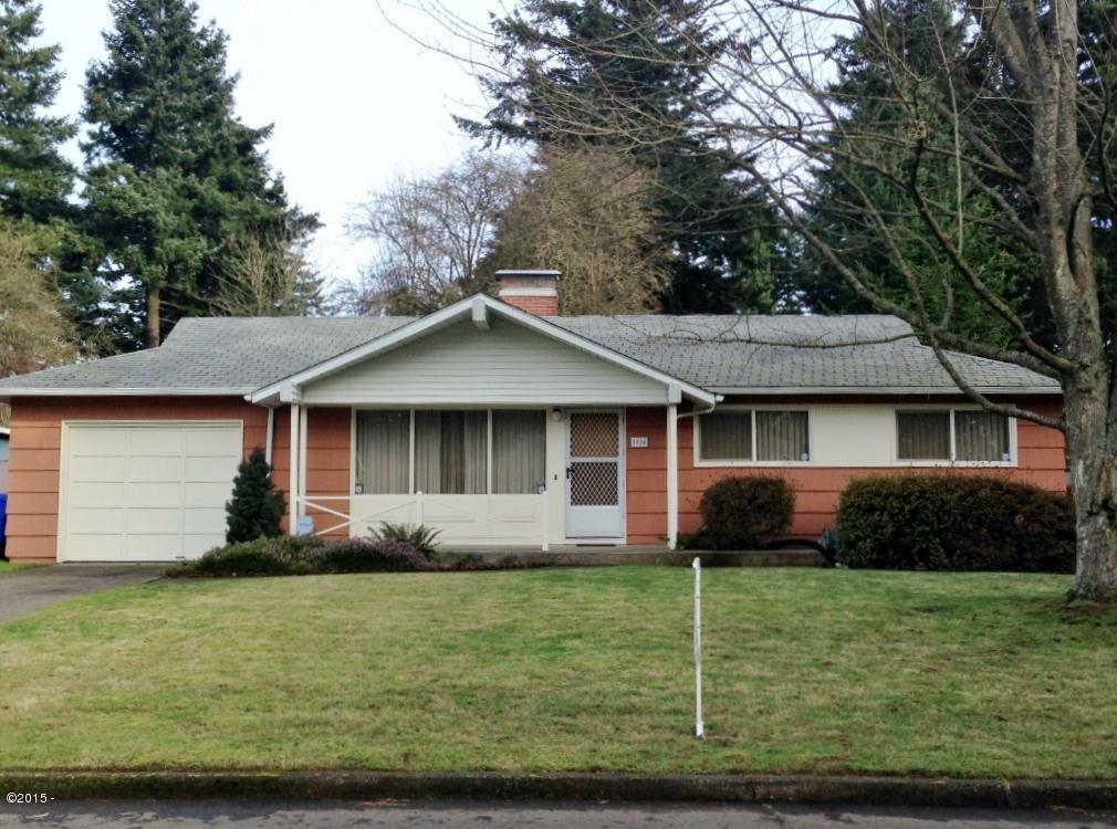 Property Photo: 1928 SE 113th Avenue OR 97216