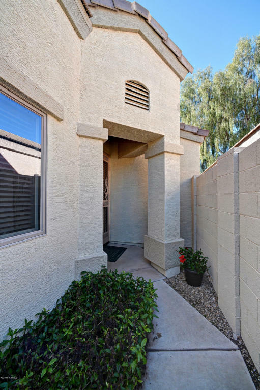 Property Photo:  3255 E Maldonado Drive  AZ 85042 