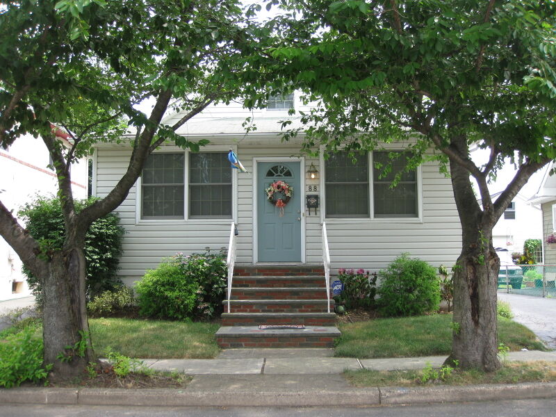 Property Photo:  88 Passaic Ave  NJ 07424 