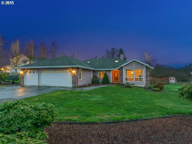 Property Photo:  1101 NE Whispering Winds Cir  WA 98642 