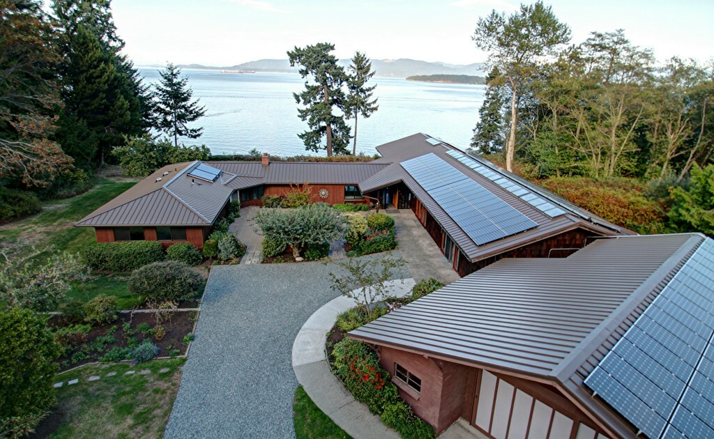 Property Photo: 5869 Section Ave WA 98221