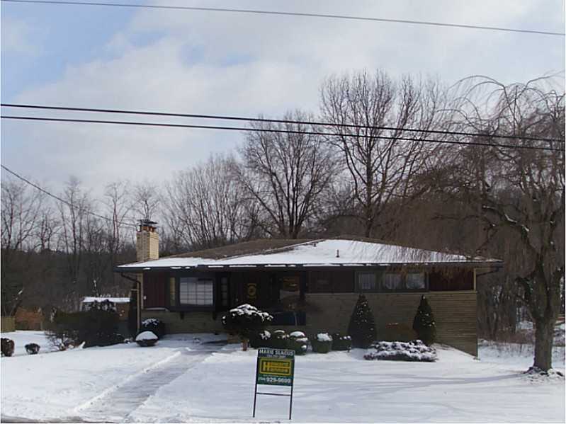 Property Photo: 9360 Clubview PA 15642