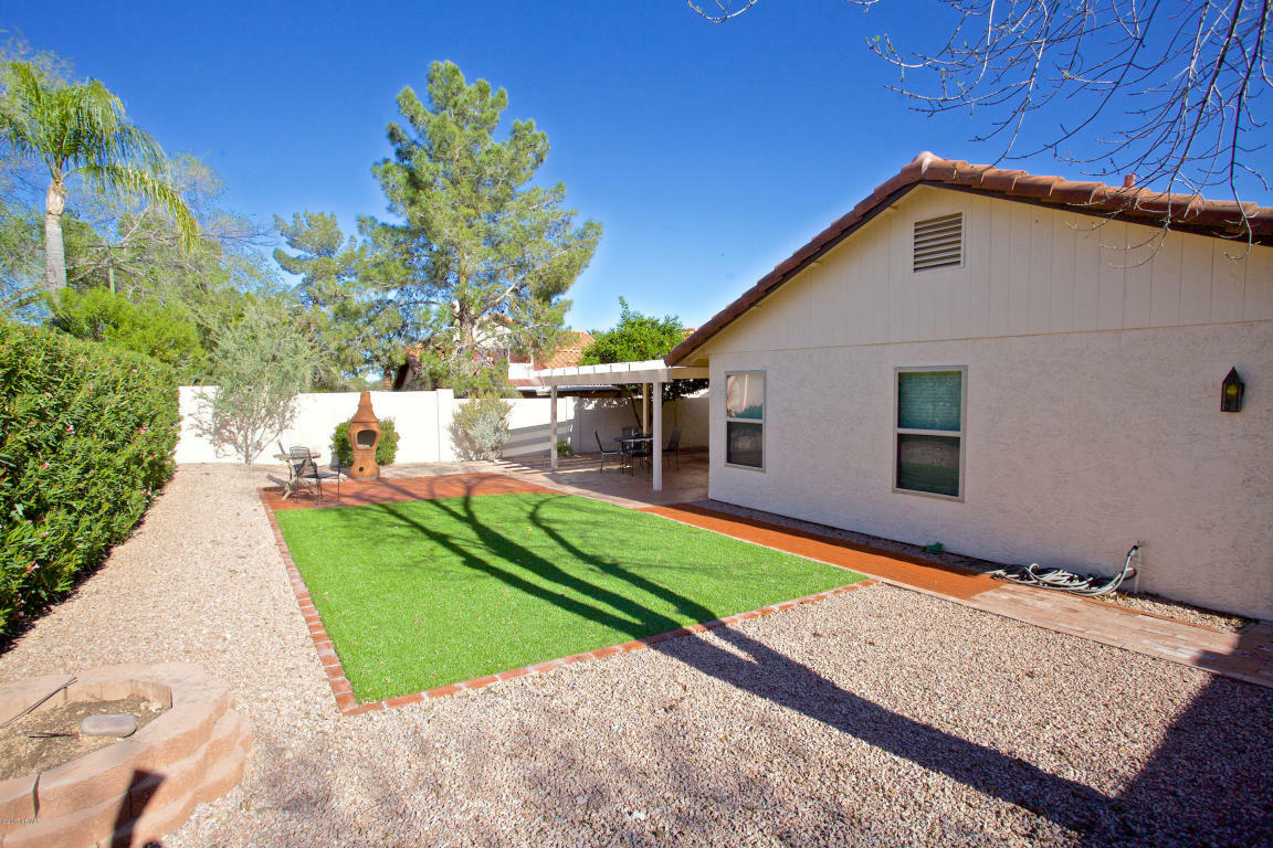 Property Photo:  430 E Susan Lane  AZ 85288 