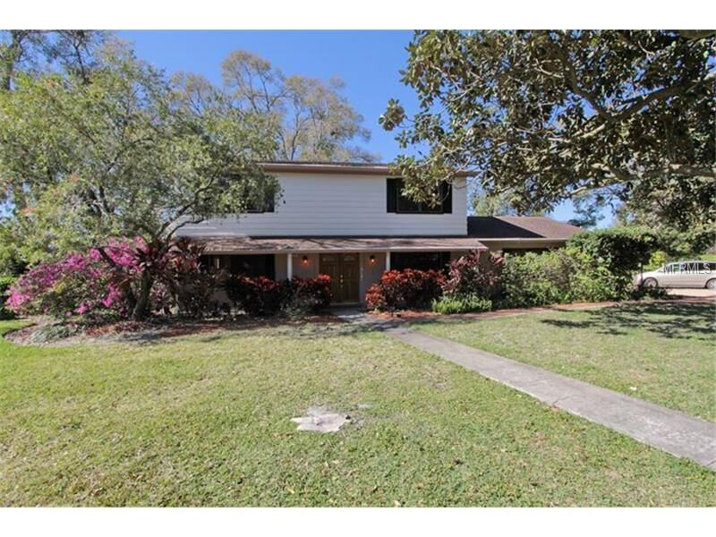 Property Photo:  13802 Shady Shores Drive  FL 33613 