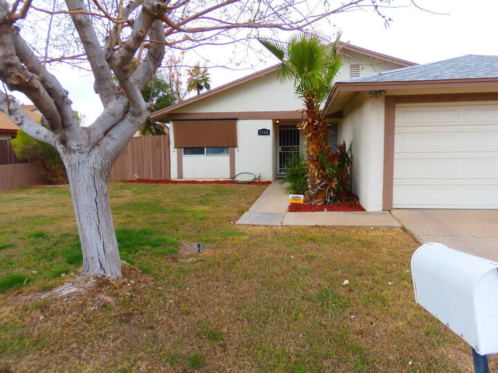 Property Photo:  5508 W Barbara Avenue  AZ 85302 