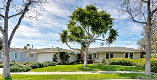 Property Photo:  2036 N Lindenholz Street  CA 92865 