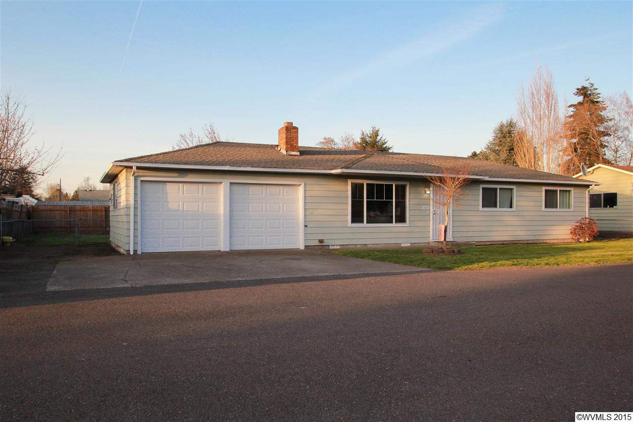 Property Photo: 1163 Hyson Ct NE OR 97303