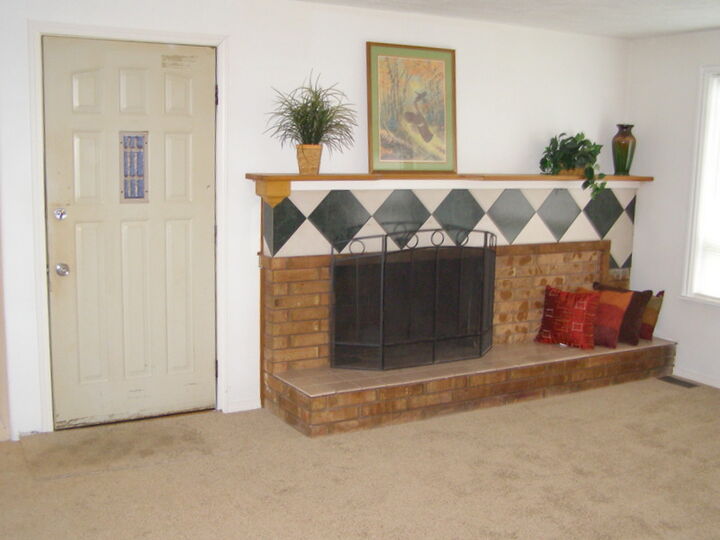 Property Photo: 647 SE 4th WA 98277