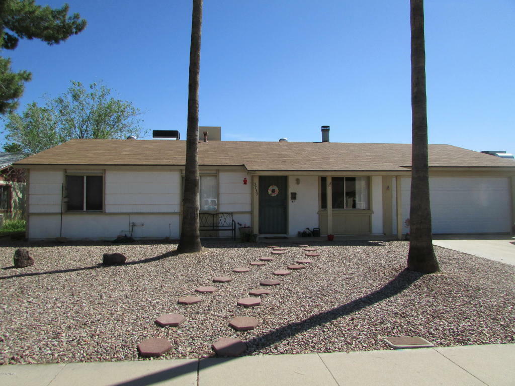 Property Photo: 3737 E Eugie Avenue AZ 85032