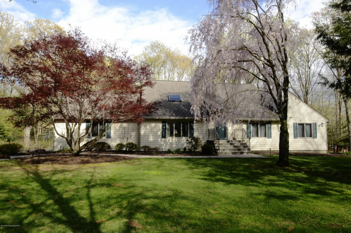 Property Photo:  114 University Drive  NJ 07738 