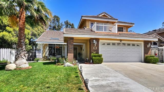 Property Photo:  2261 Whiteoak Lane  CA 92882 