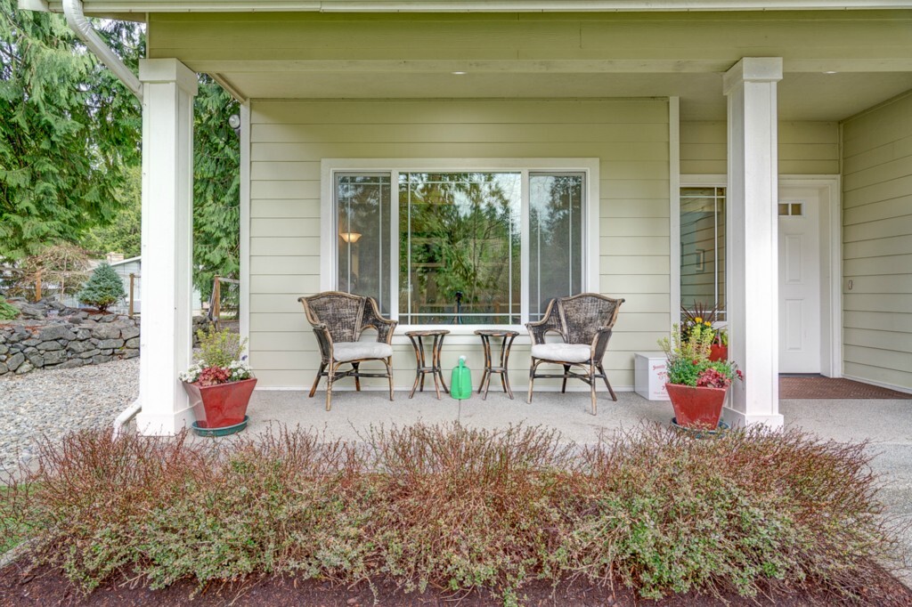 Property Photo: 13405 62nd Ave E WA 98373