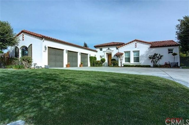 Property Photo:  817 Hacienda Circle  CA 93446 