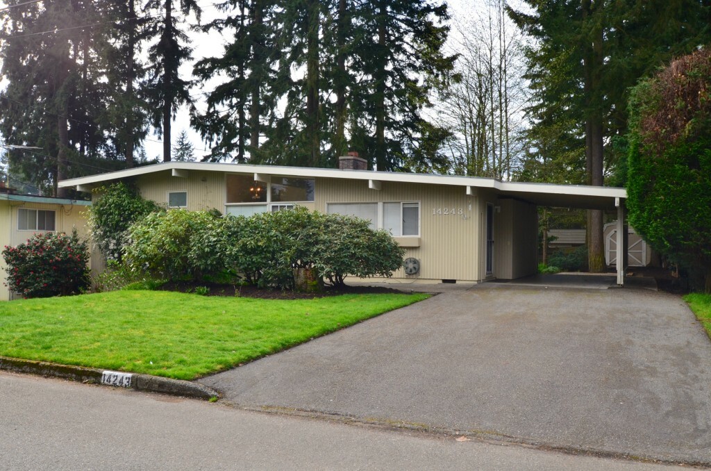 Property Photo: 14243 SE 14th St WA 98007