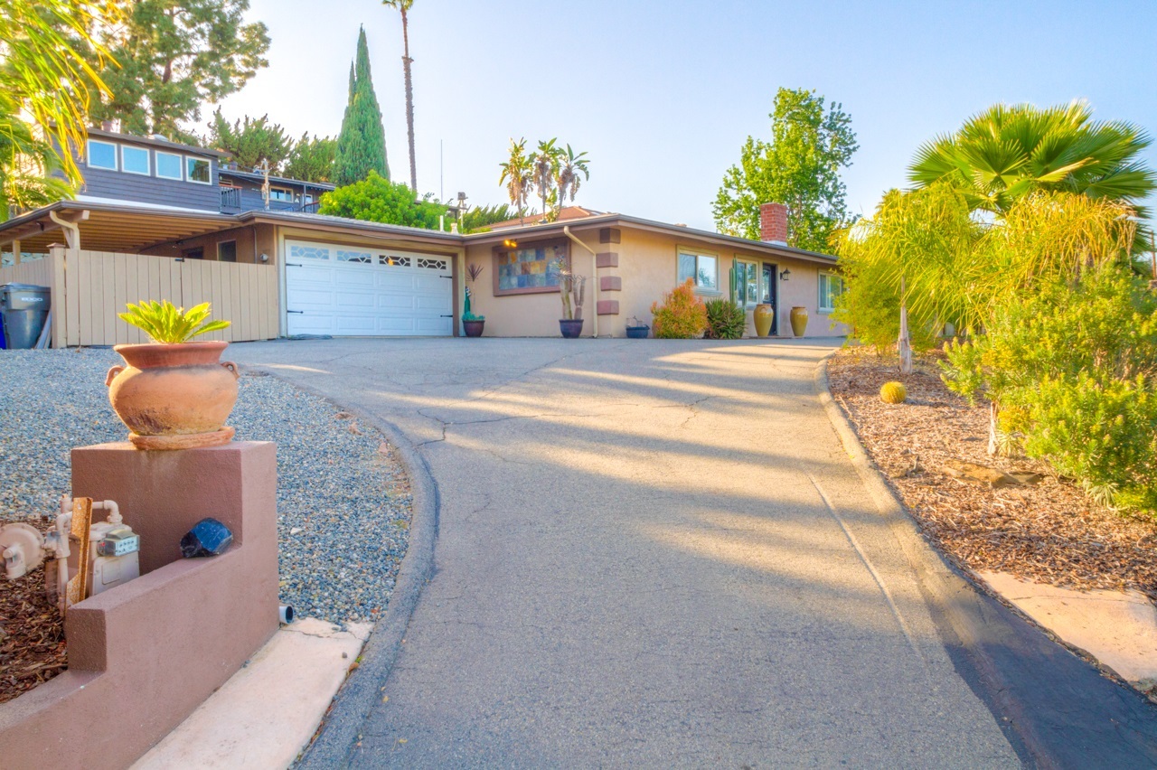 Property Photo: 1416 Phillips St. CA 92083