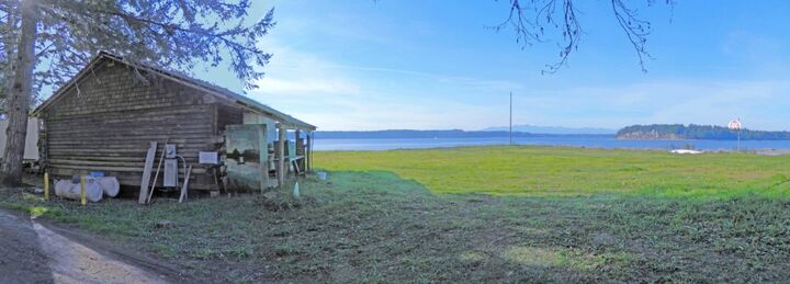 Property Photo:  1304 Xx  Russell Road  WA 98349 