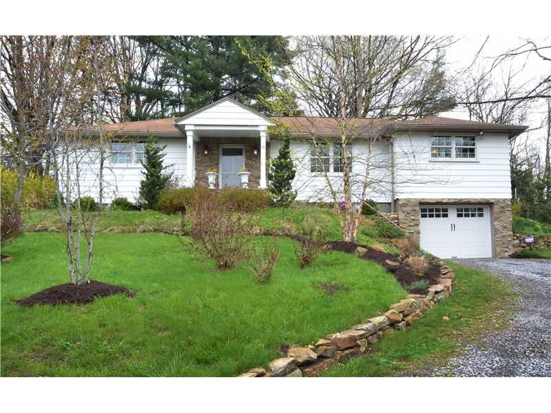 Property Photo:  10 Cherokee Drive  PA 15205 