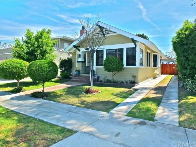 Property Photo:  280 Kennebec Avenue  CA 90803 