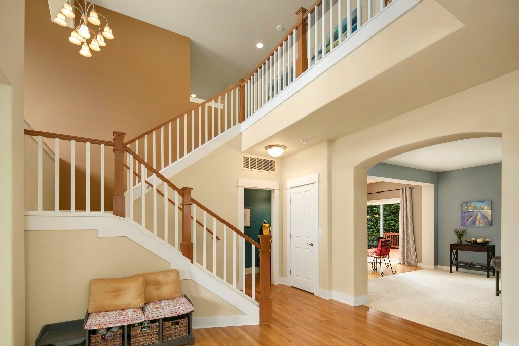 Property Photo: 21820 41st Ave SE WA 98021