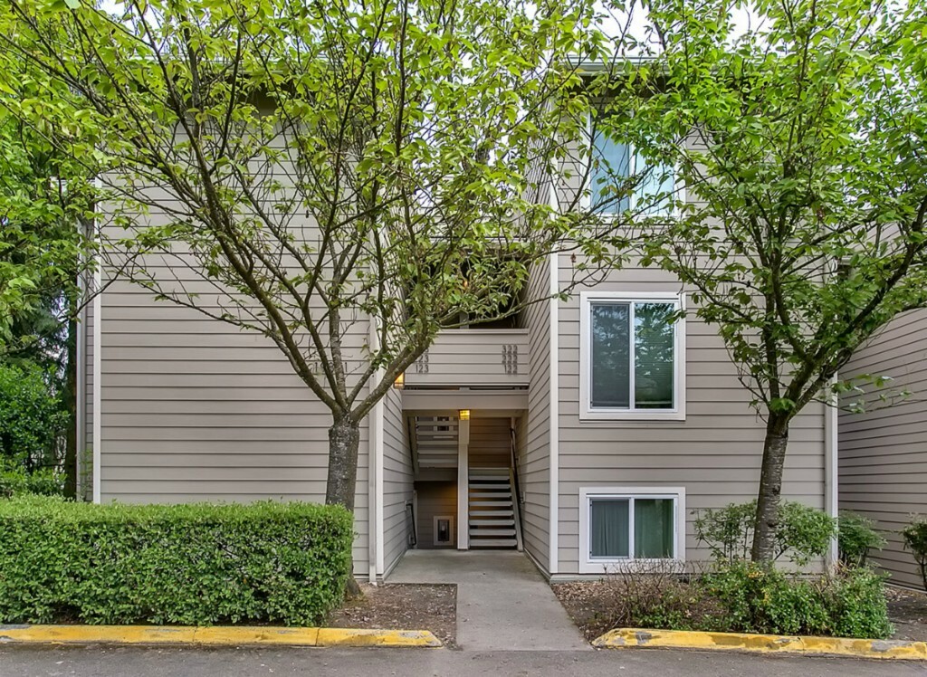 Property Photo:  19851 25th Ave NE 223  WA 98115 