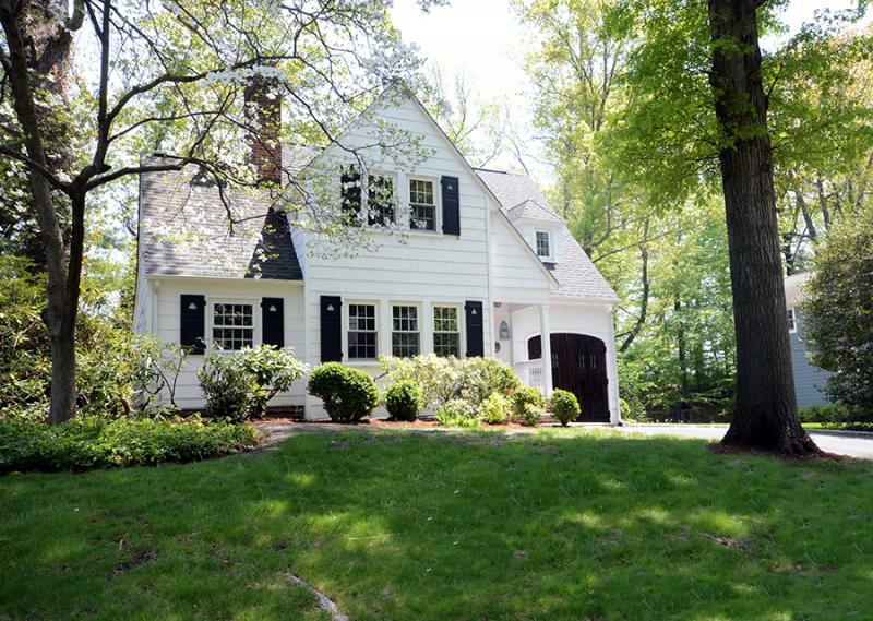 Property Photo:  34 Whitney Rd  NJ 07078 