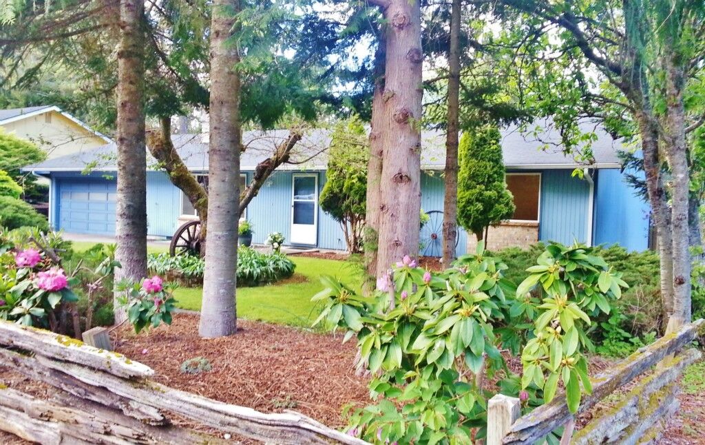 Property Photo:  7130 Timberlake Dr SE  WA 98503 