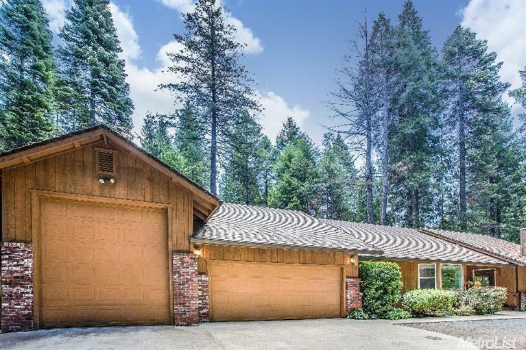 Property Photo:  3420 Woodpecker Court  CA 95634 