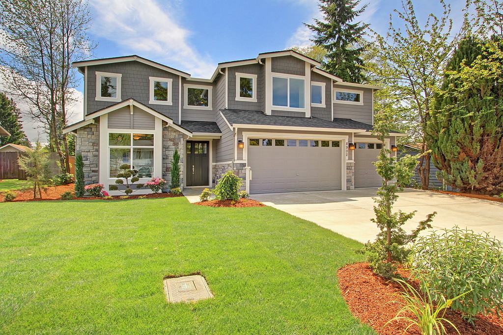 Property Photo:  8902 216th St SW  WA 98026 