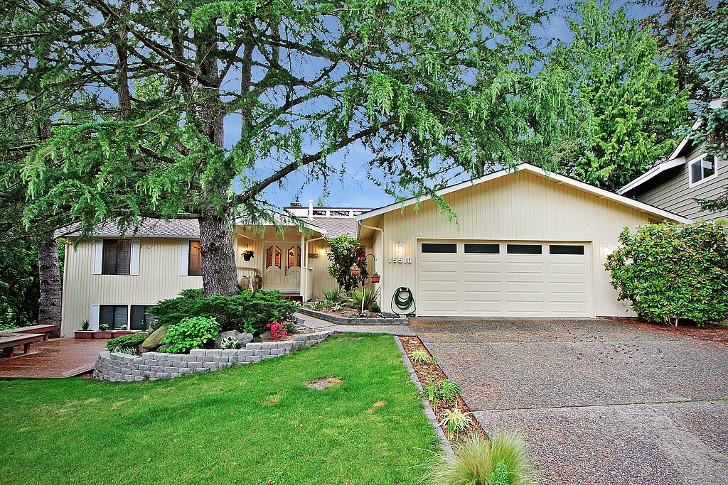 Property Photo:  15510 SE 168th St  WA 98058 