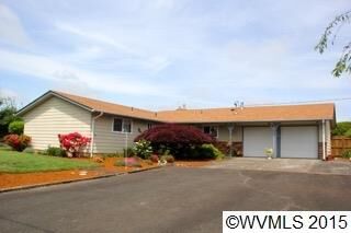 Property Photo: 7061 Ganon St SE OR 97317