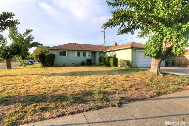 Property Photo:  2163 53rd Avenue  CA 95822 