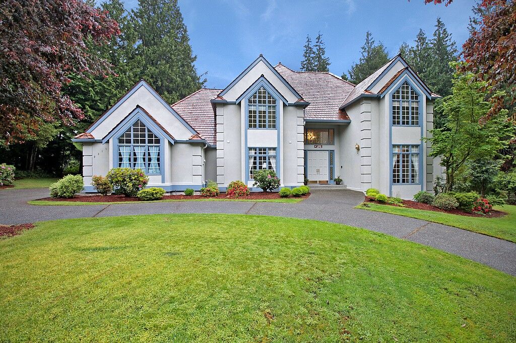 Property Photo:  3314  264th Avenue NE  WA 98053 