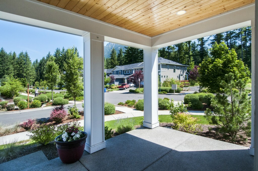 Property Photo:  1159 SE 11th St  WA 98045 