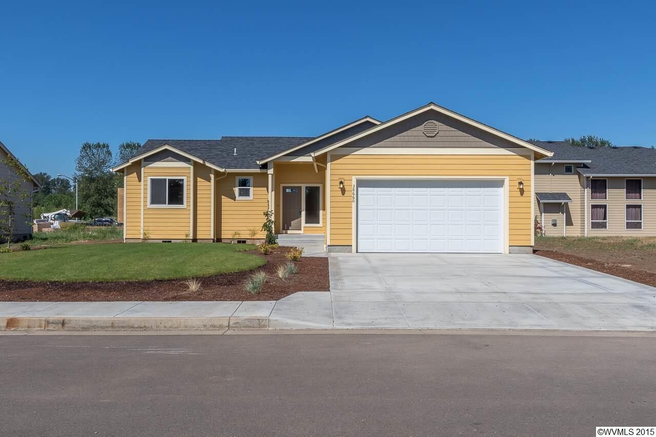 Property Photo:  38660 SW Elderberry St  OR 97374 