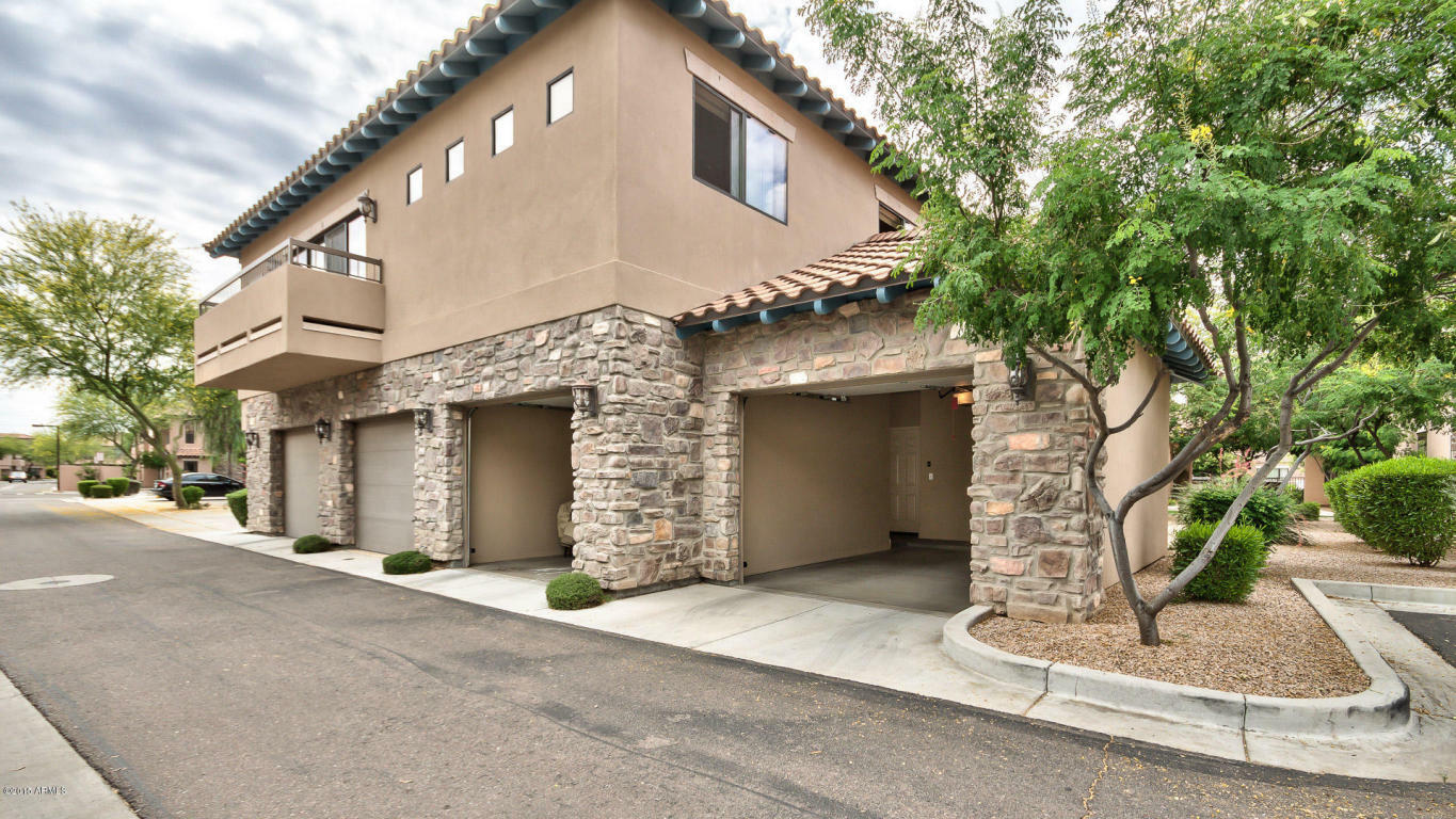 Property Photo:  20660 N 40th Street 1061  AZ 85050 