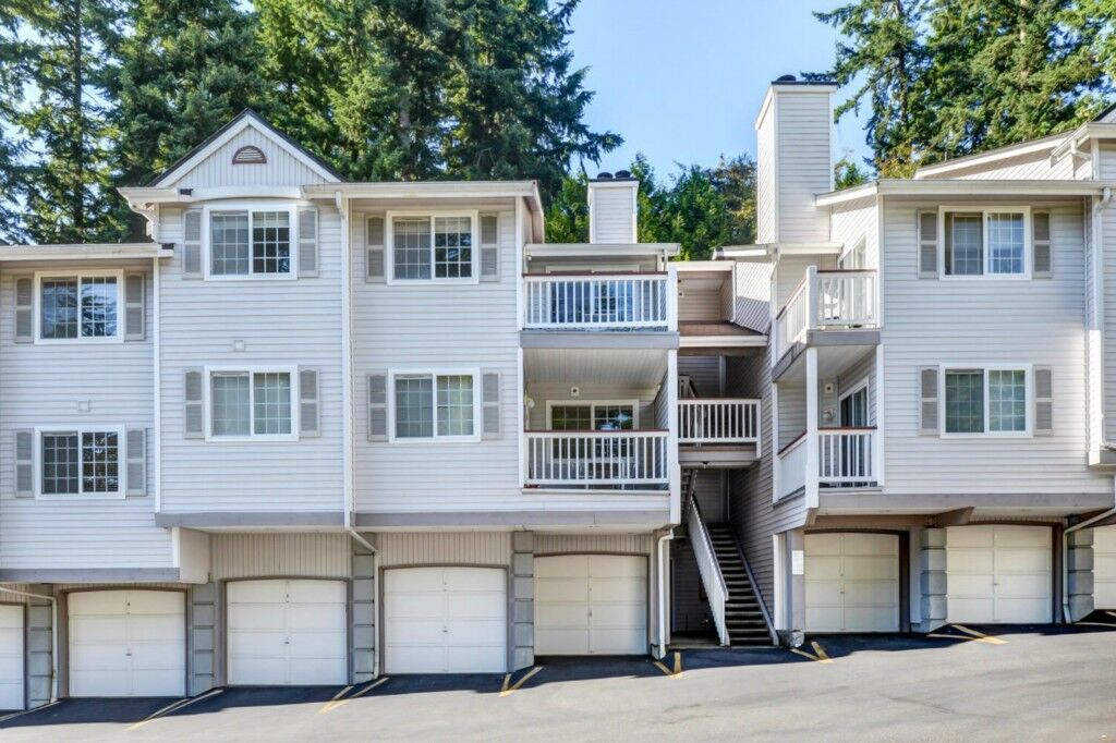 Property Photo: 8545 166th Avenue NE D-310 WA 98052